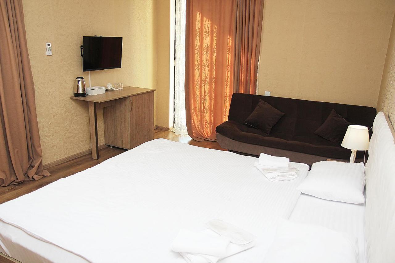 Boutique Hotel Dany Тбилиси Екстериор снимка