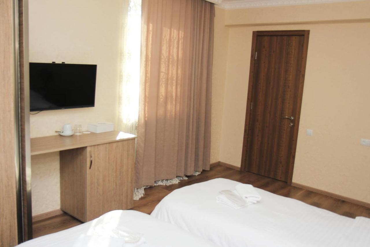 Boutique Hotel Dany Тбилиси Екстериор снимка