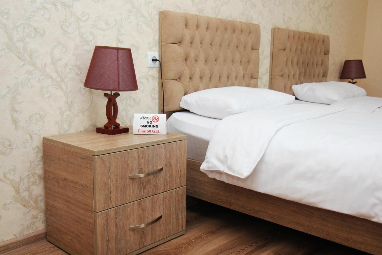 Boutique Hotel Dany Тбилиси Екстериор снимка