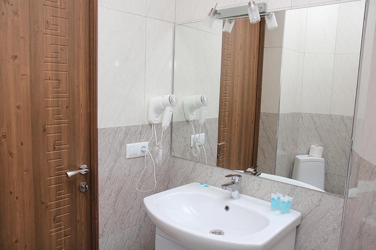 Boutique Hotel Dany Тбилиси Екстериор снимка